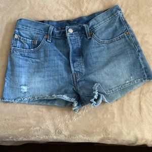 Levi’s shorts